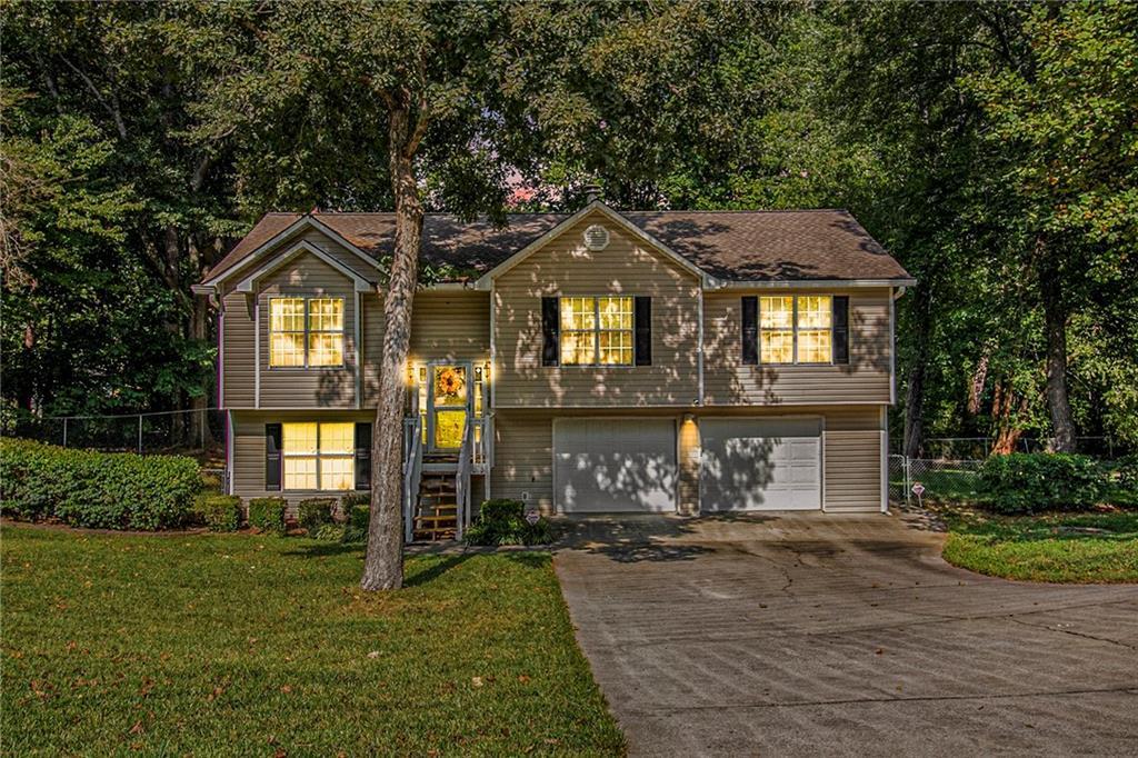 7312 White Flag Tr., Lithia Springs, GA 30122