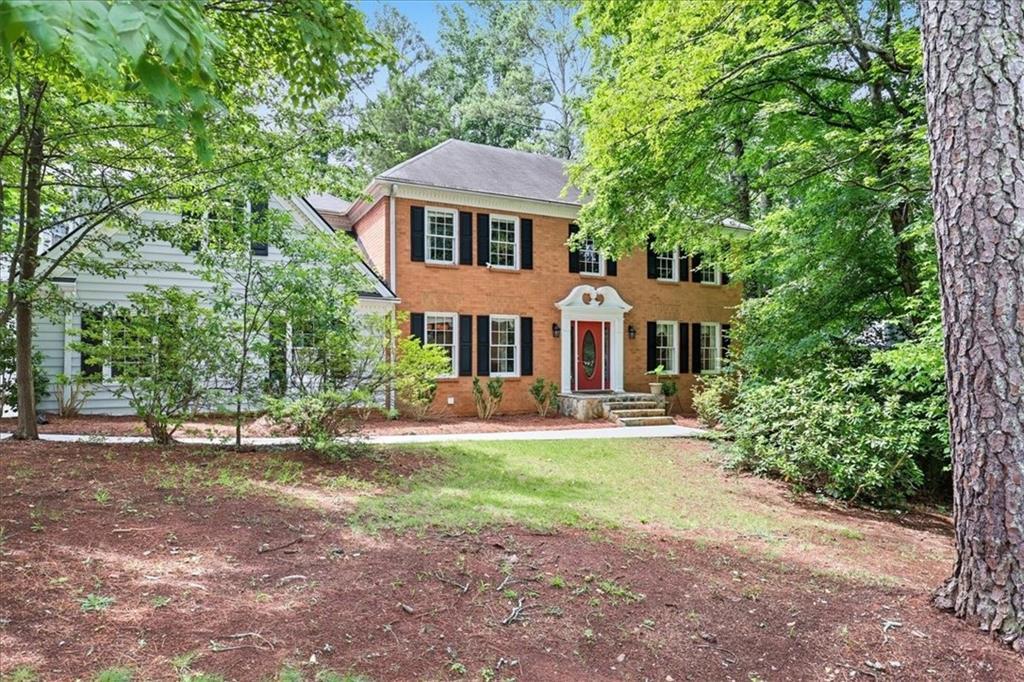713 Chesterfield Dr., Lawrenceville, GA 30044
