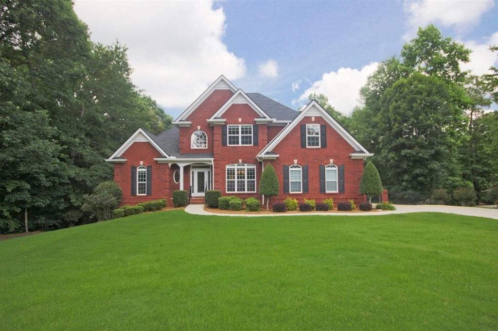 7251 Bluewater Ln., Douglasville, GA 30135