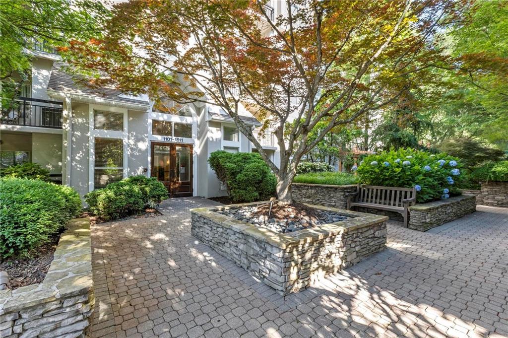1111 River Green Dr., Atlanta, GA 30327