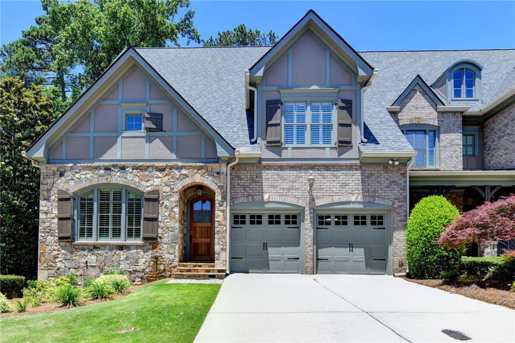 240 Wisteria Cir., Roswell, GA 30076