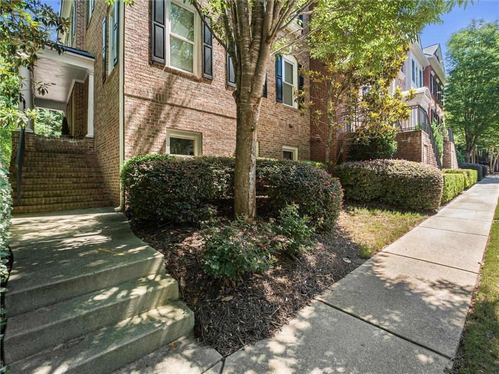 1207 New Haven Ct., Roswell, GA 30075