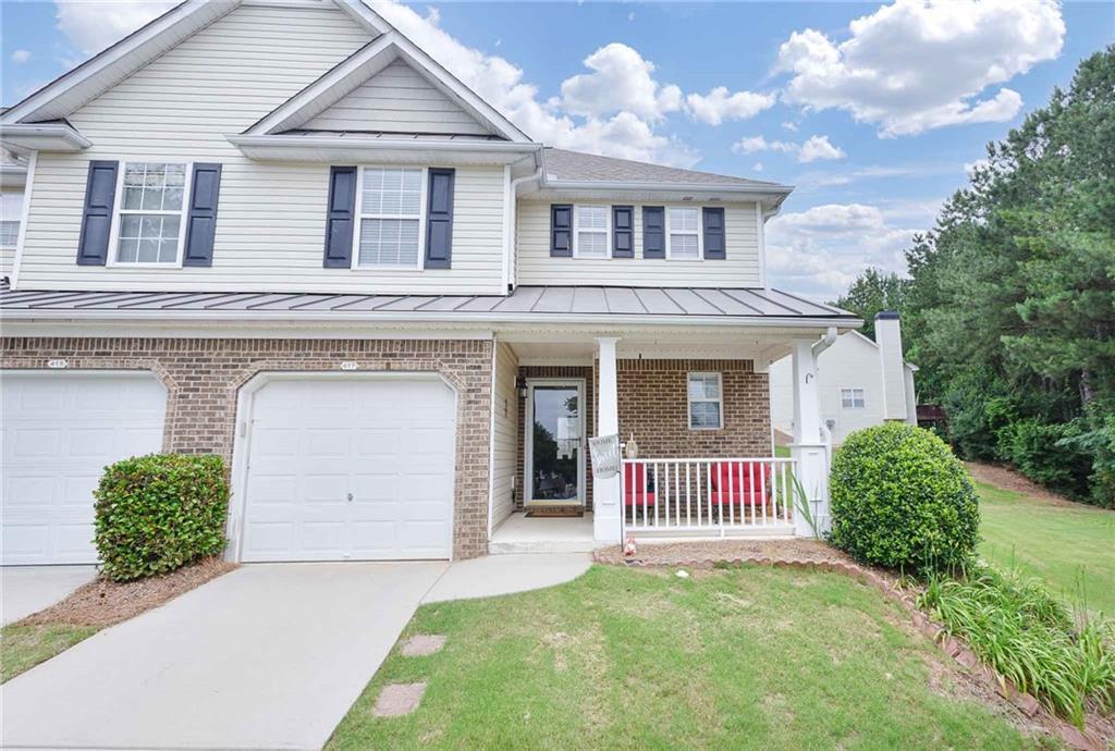 417 Red Coat Ln., Woodstock, GA 30188