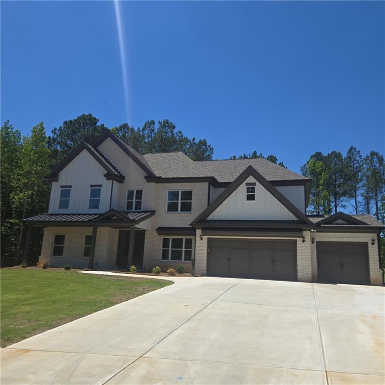 884 Bessie Ct., Loganville, GA 30052