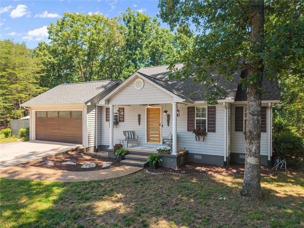 4126 Glenwood Dr., Gainesville, GA 30506