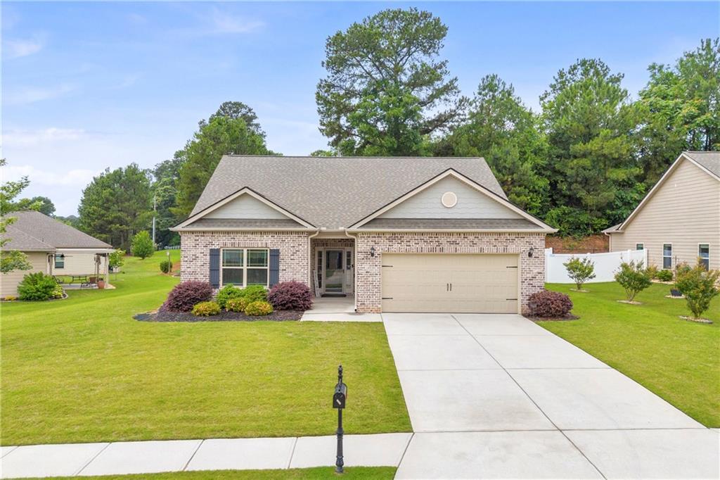 817 Hidden Hollow Cir., Commerce, GA 30529