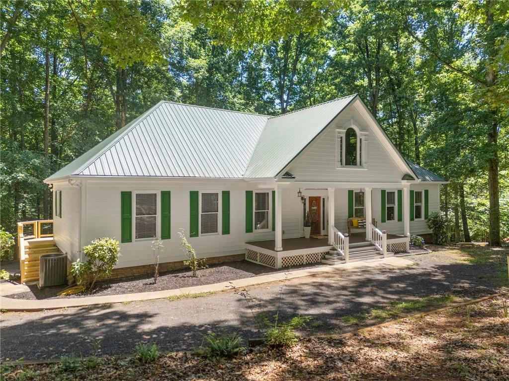 3807 Al Mangum Rd., Talmo, GA 30575