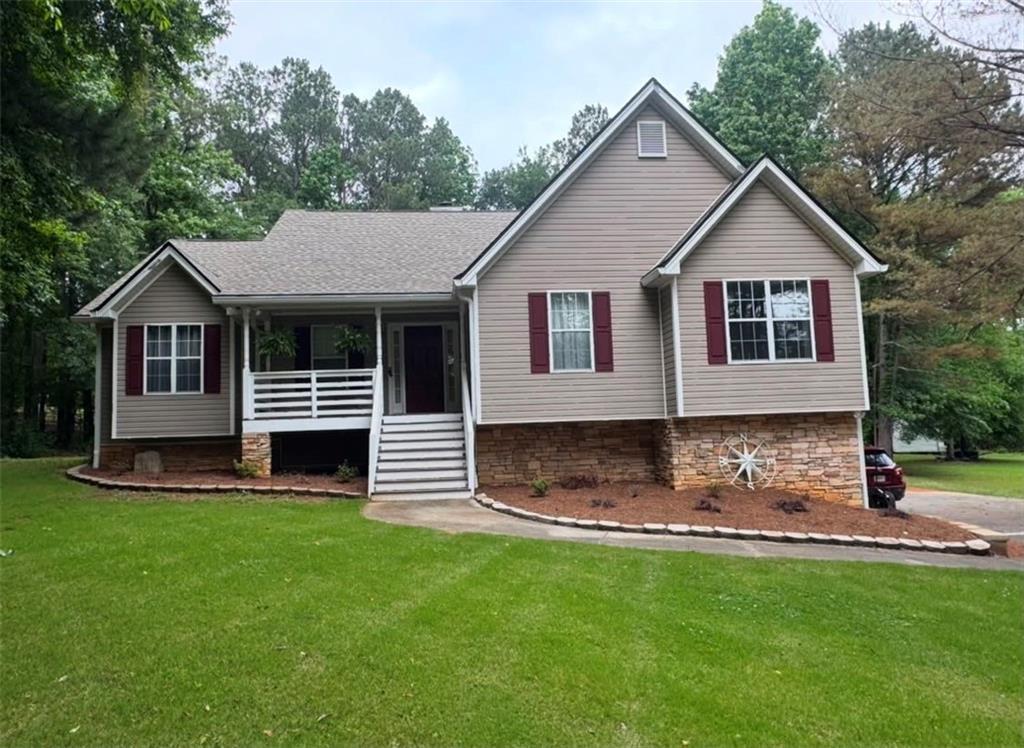 24 Walnut Ln., Cartersville, GA 30121
