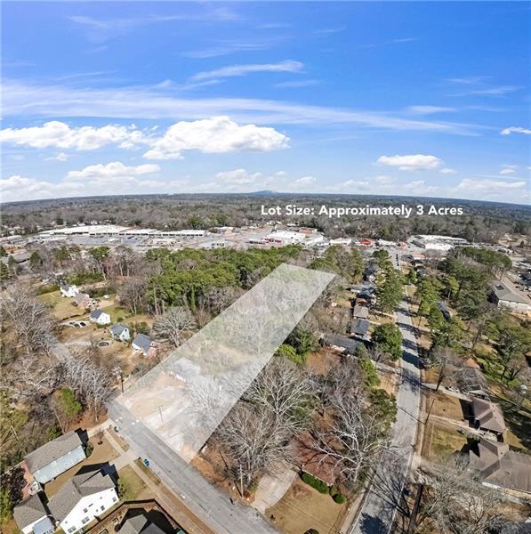 2076 Windy Hill Rd., Decatur, GA 30032