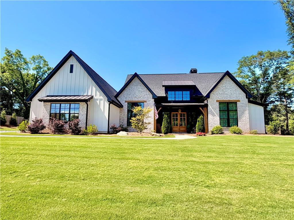 8535 Loy Ln., Gainesville, GA 30506