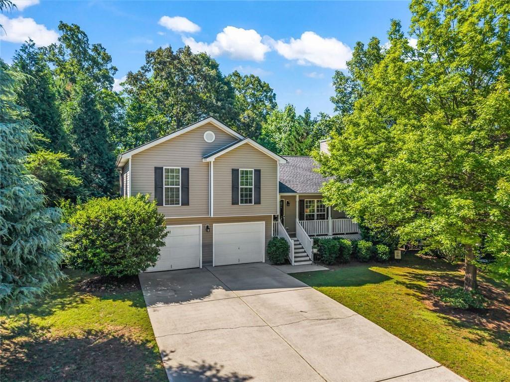 5410 Lombardy Dr., Lula, GA 30554