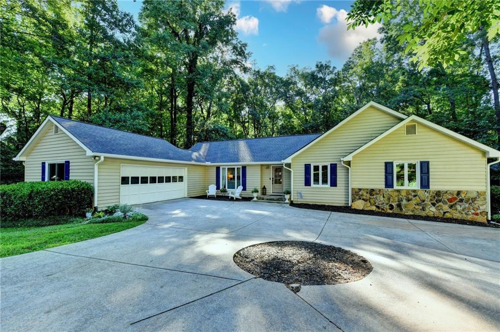 1830 Commonwealth Ln., Cumming, GA 30041