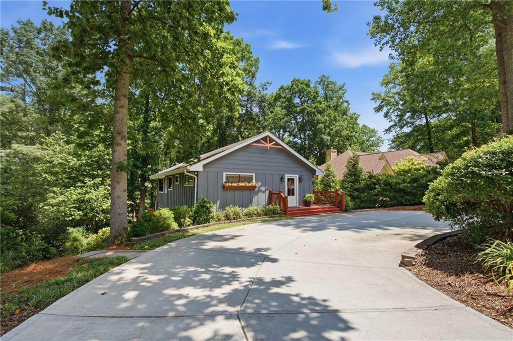 2665 Brook Valley Dr., Cumming, GA 30041