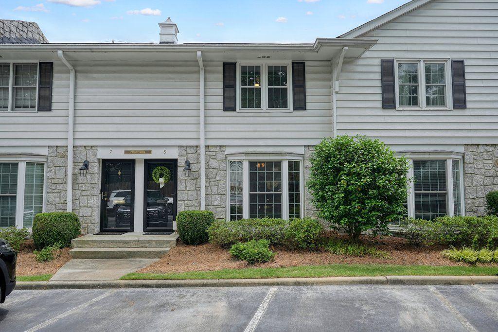 136 Peachtree Memorial Dr. #PA8, Atlanta, GA 30309