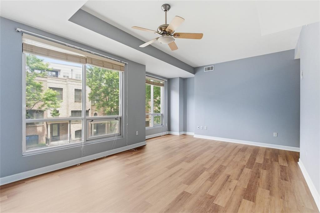 711 Cosmopolitan Dr. #213, Atlanta, GA 30324