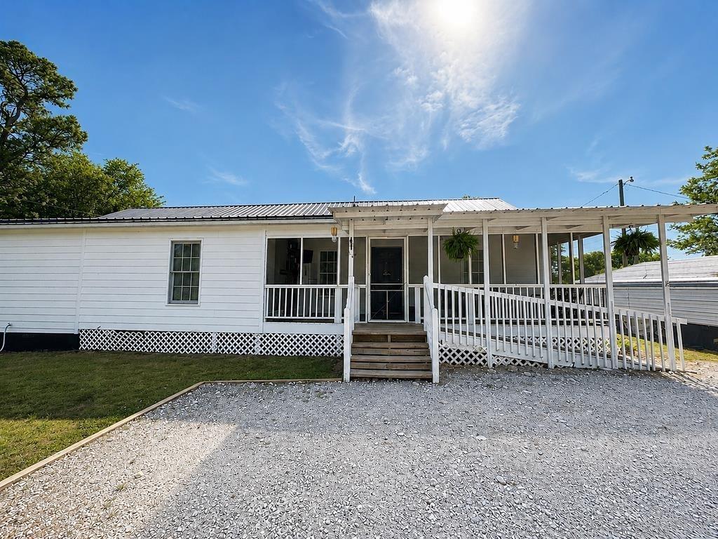 42 Eaves Dr., Temple, GA 30179