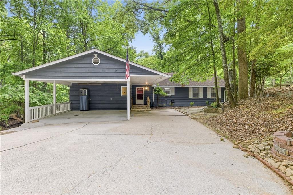 7755 Kings Point Dr., Cumming, GA 30041