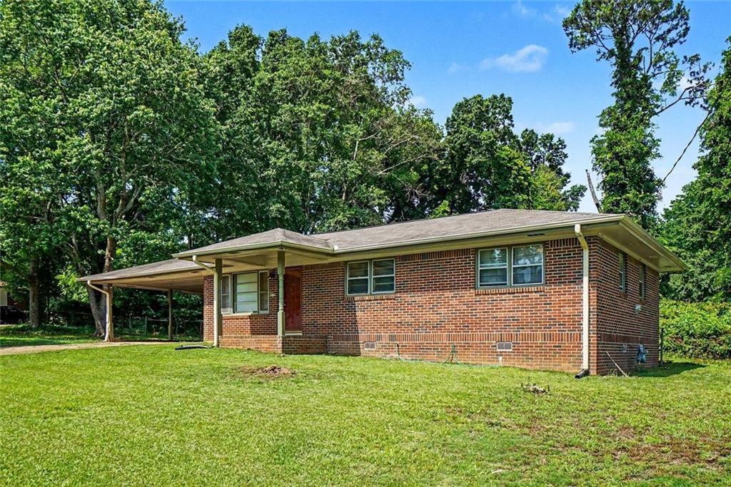 5900 Pendley Ct., Mableton, GA 30126