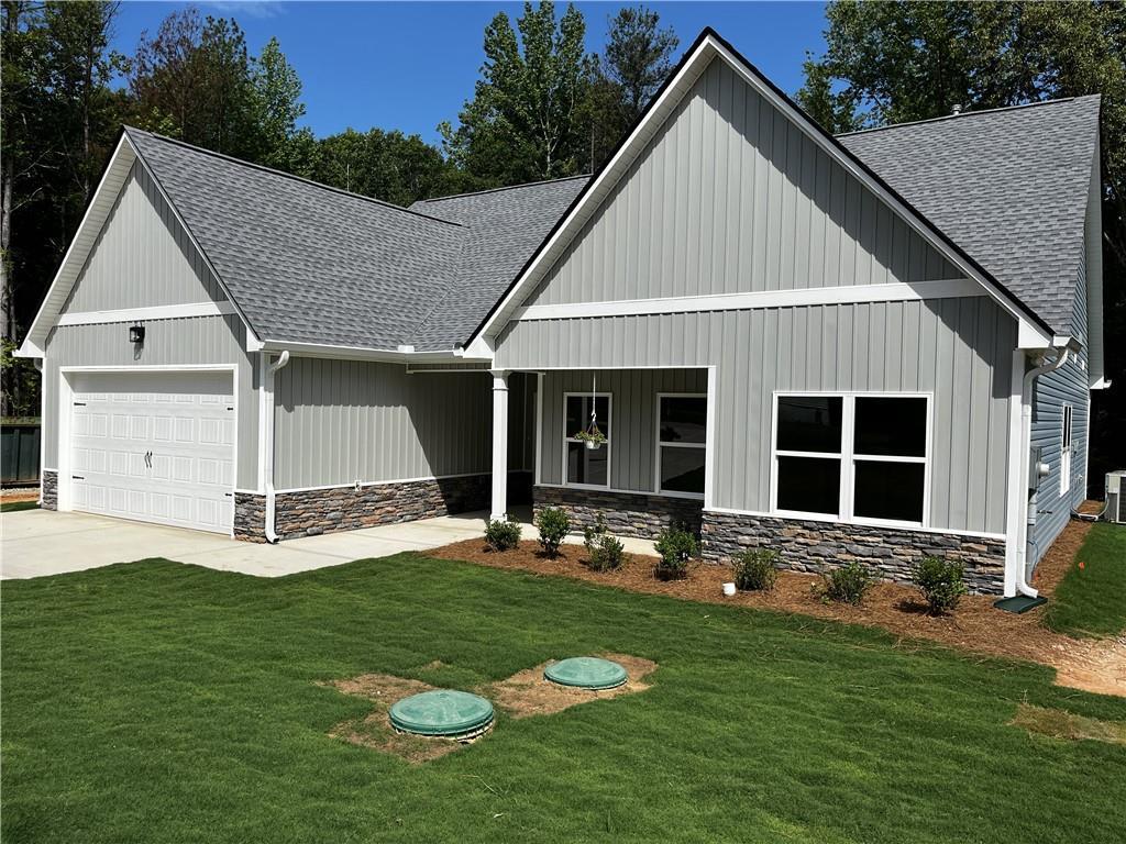 1956 Cochran Ridge Rd., Hiram, GA 30141