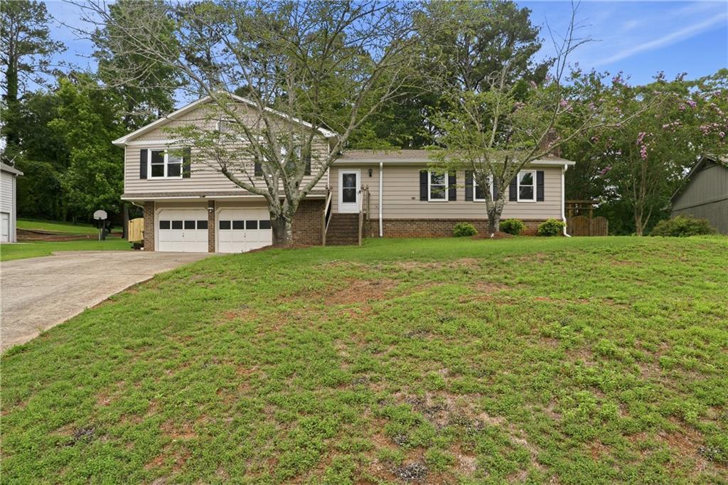 3839 Cotswold Dr., Lilburn, GA 30047