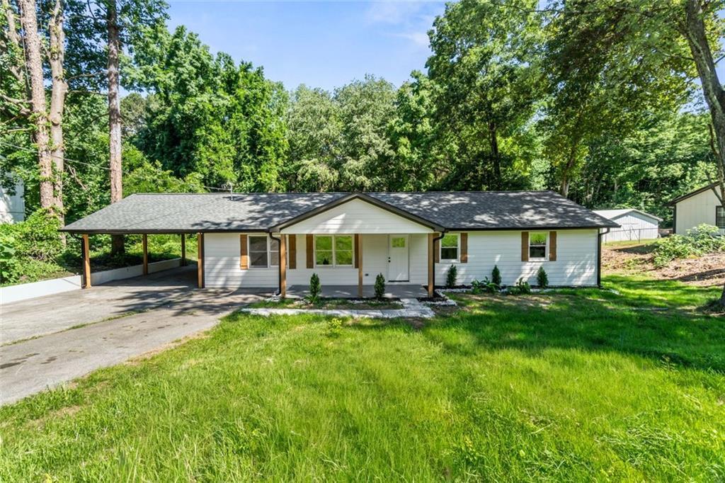 2811 Eunice Holcomb Cir., Dacula, GA 30019
