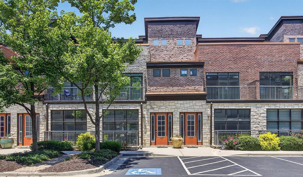 1199 Huff Rd. #125, Atlanta, GA 30318
