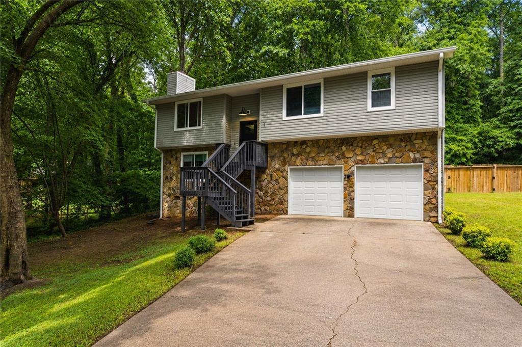 1172 Ridgeside Dr., Acworth, GA 30102