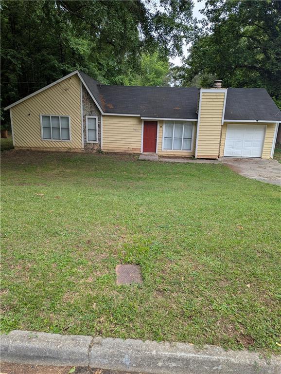 8997 Huntwood Ln., Riverdale, GA 30274