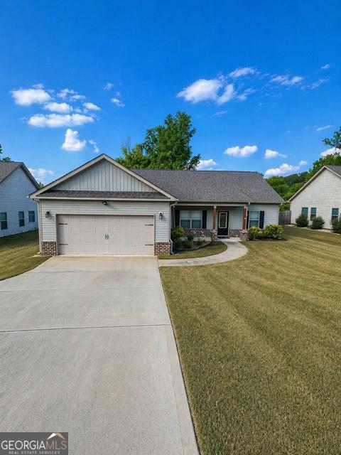 590 Cotton Dr., Jackson, GA 30233