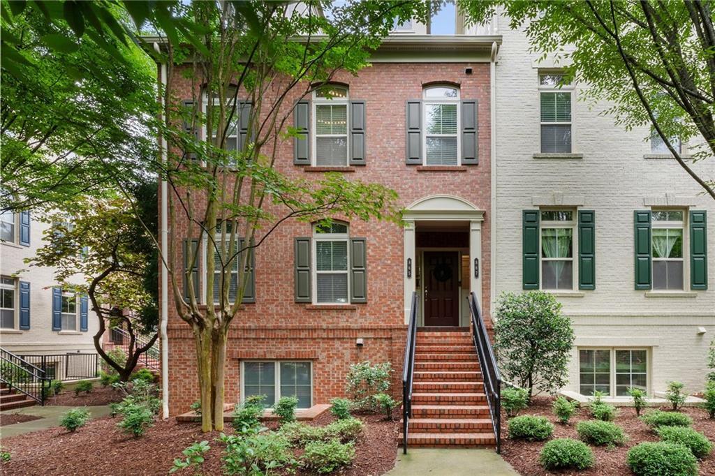 867 Perennial Dr. #106, Atlanta, GA 30328