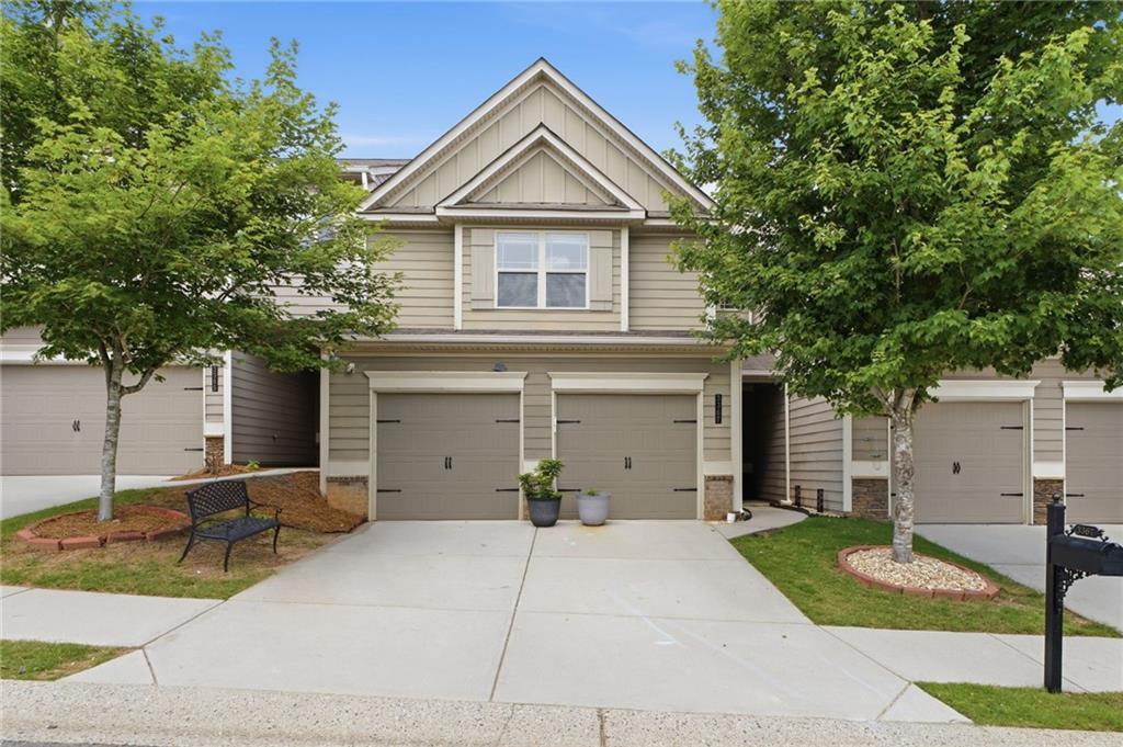 3367 Castleberry Village Cir., Cumming, GA 30040