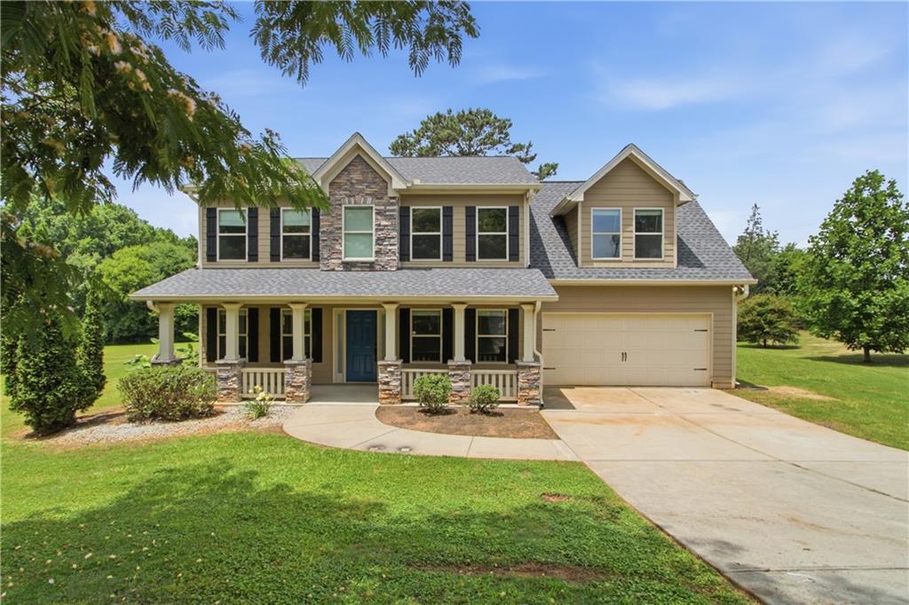 454 Woodbriar Dr., Jefferson, GA 30549