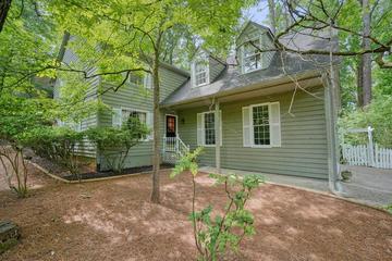 Homes Just Sold in Martin's Landing: August 25th to August 31st
