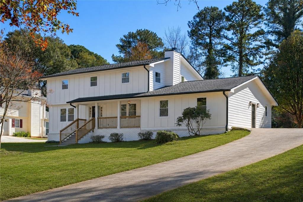 713 Pine Chase Ct., Lawrenceville, GA 30043