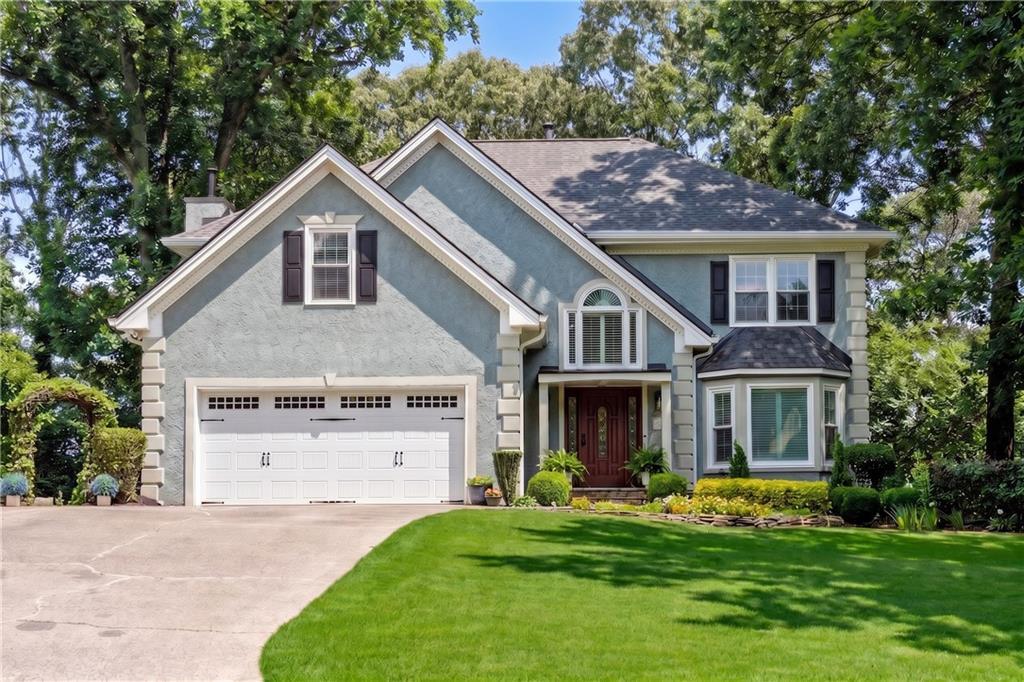 5007 Willow Creek Dr., Woodstock, GA 30188