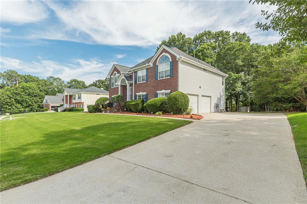2212 Brandon Ln., Conyers, GA 30094