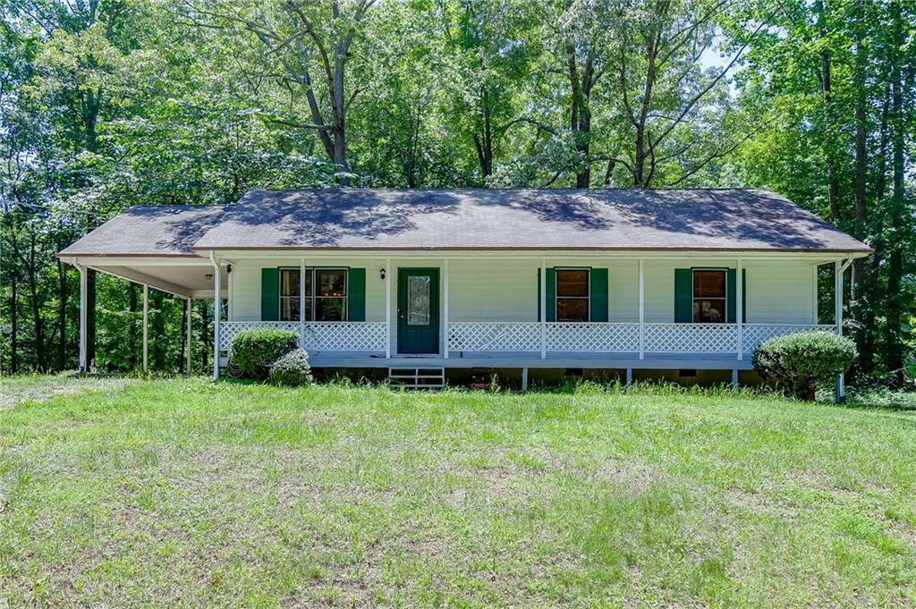 9625 Manor Ln., Gainesville, GA 30506