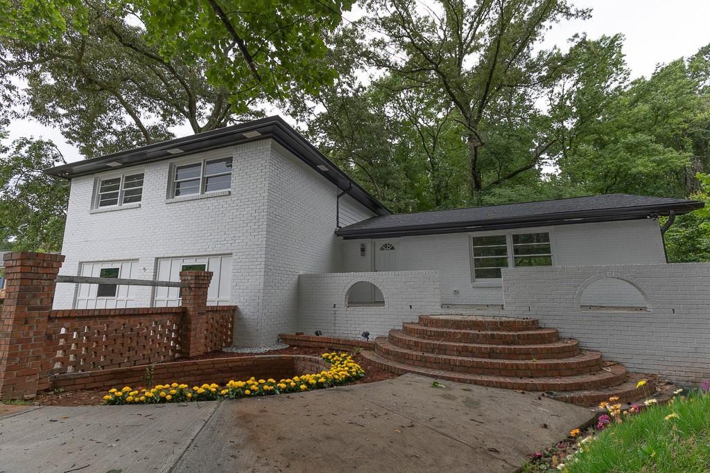 2503 Whites Mill Rd., Decatur, GA 30032