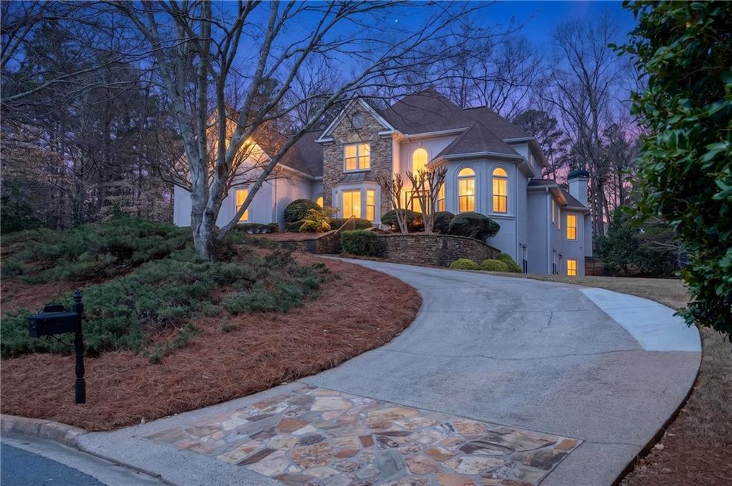 10640 N Edgewater Pl., Johns Creek, GA 30097