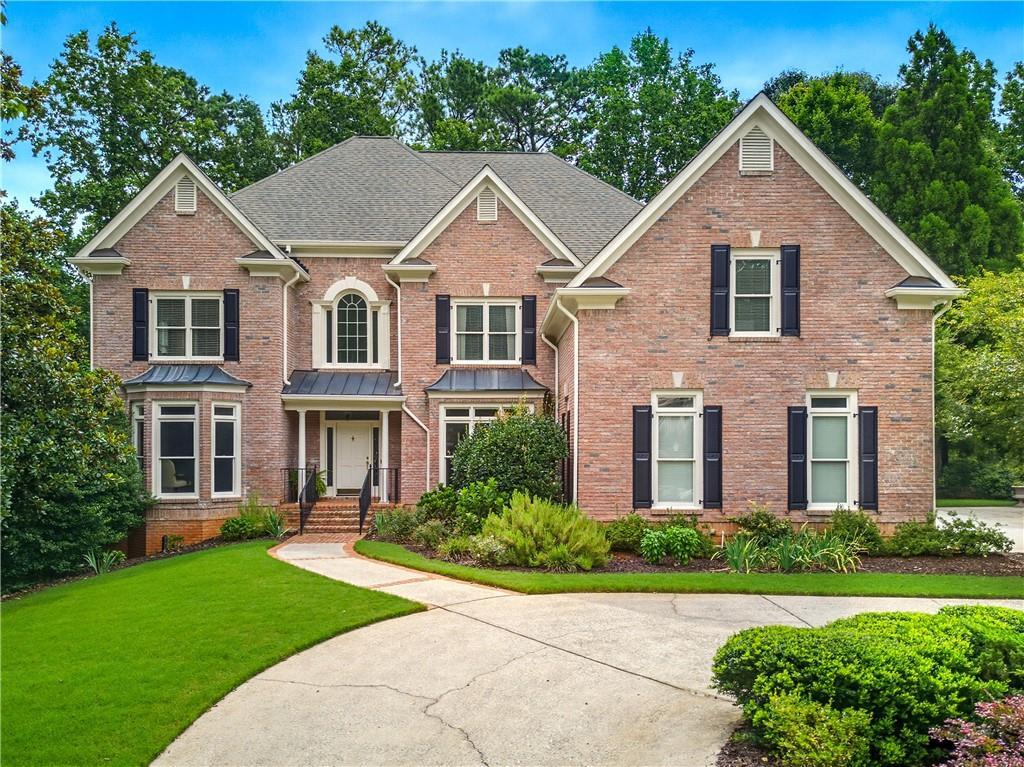 5570 Stoneleigh Dr., Suwanee, GA 30024