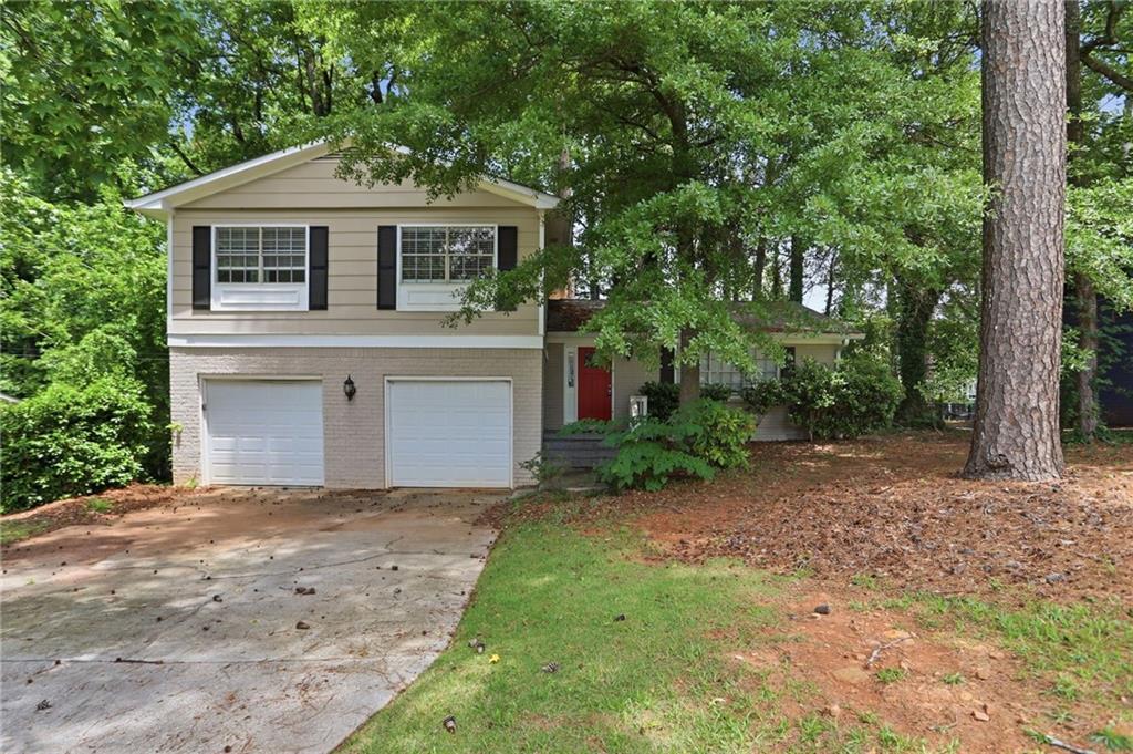 2296 Aurie Dr., Decatur, GA 30034