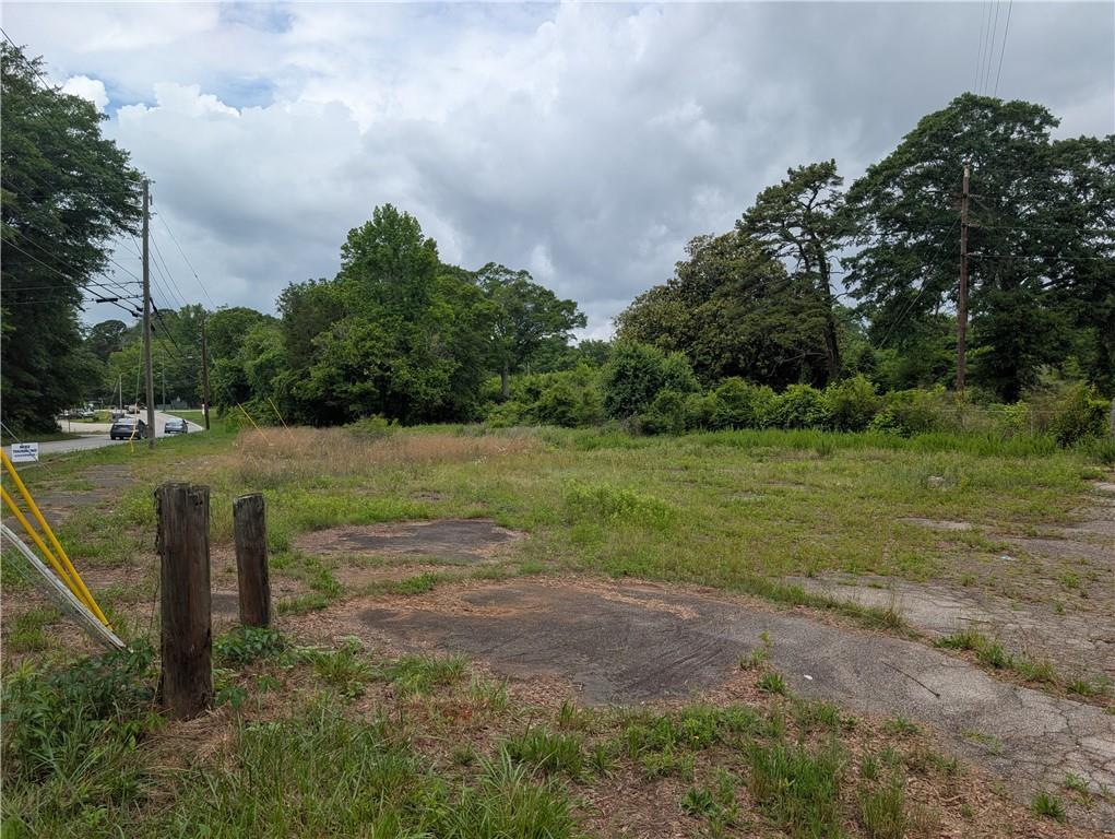 501 Lovvorn Rd., Carrollton, GA 30117