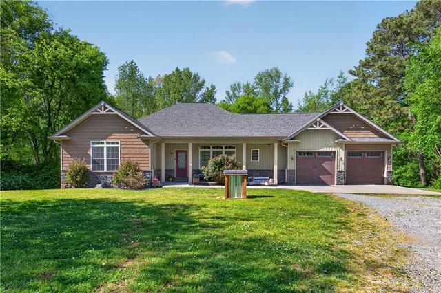 New Homes For Sale This Week That Attend Gladden Middle School: June 5th to June 11th