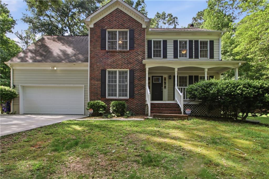 220 Braemar Rd., Fayetteville, GA 30215