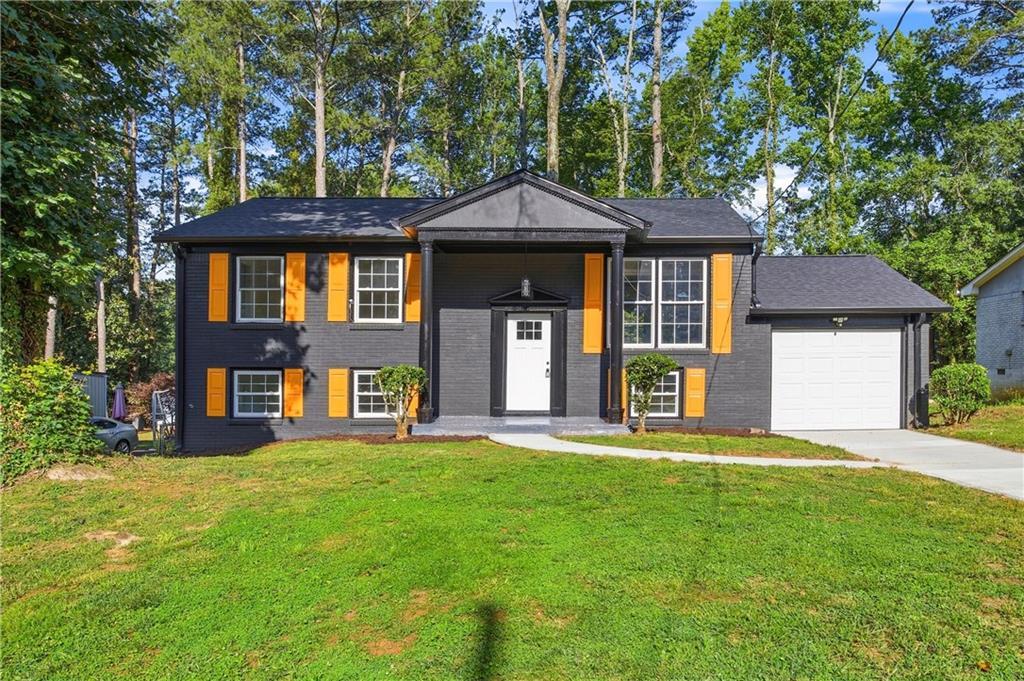2913 Port Royal Ln., Decatur, GA 30034