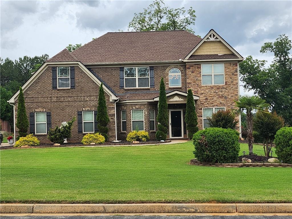 118 Shimmering Waters Ln., Fayetteville, GA 30214
