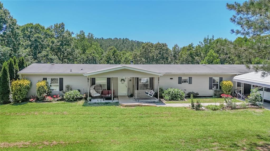 1575 Davis Rd., Fairmount, GA 30139