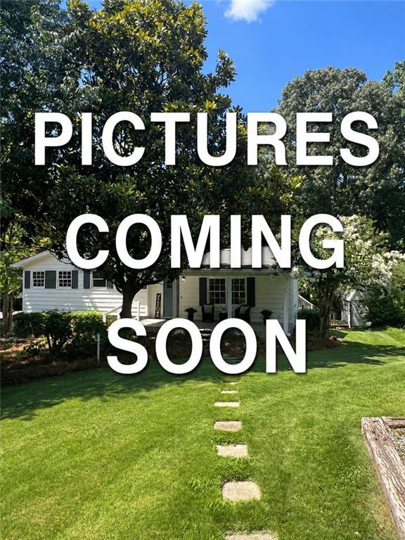 1784 W Elmwood Dr, Acworth, GA 30102