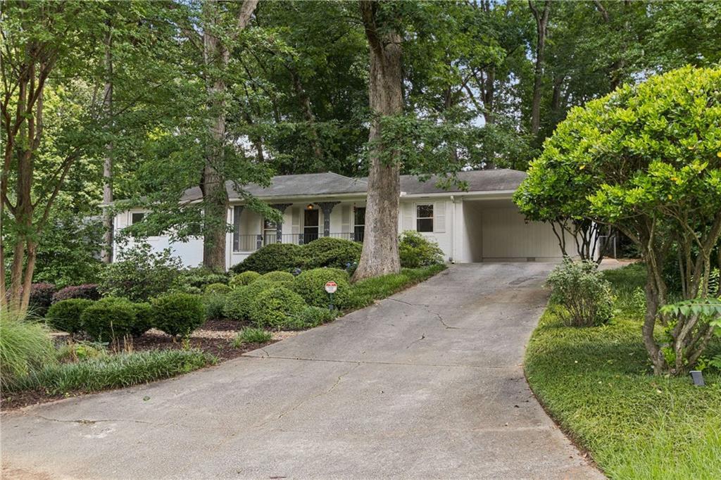 2478 Tanglewood Rd., Decatur, GA 30033