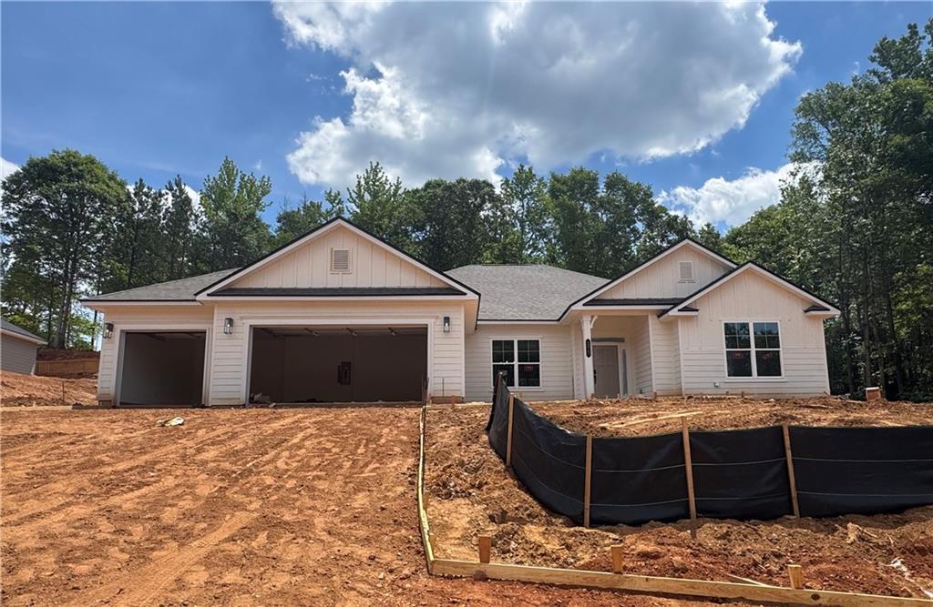 277 Blackberry Ct., Pendergrass, GA 30567